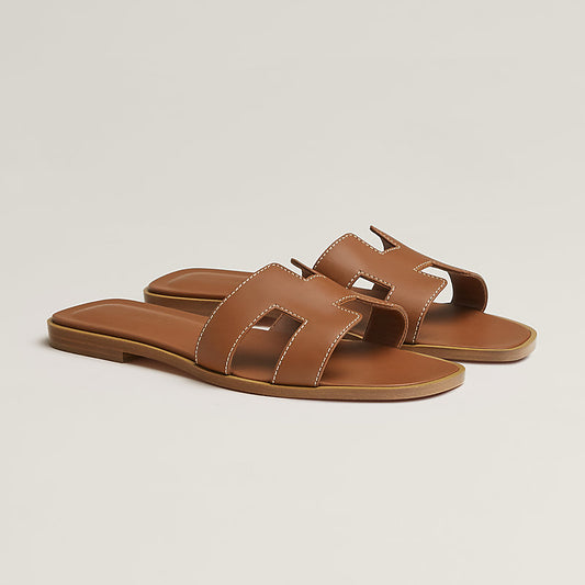 ELADÉLE HM Slides